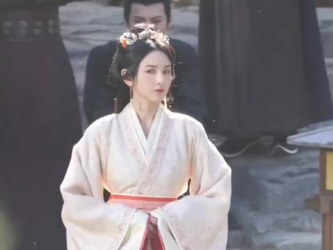 刘宇宁片场即兴发挥逗笑宋祖儿
