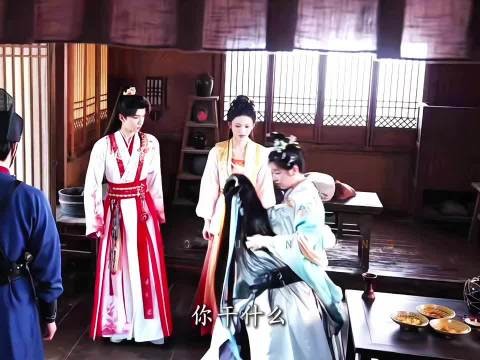 啊啊啊敖瑞鹏一下子就把李兰迪公主抱起来了
