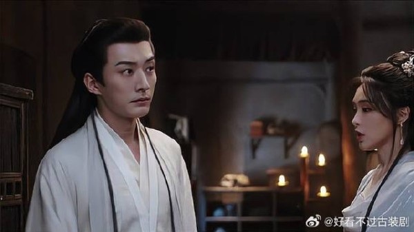 俩人怀疑姬谭音是哑女娘娘，一路观察，好像不对