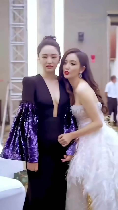 姐俩好吖，亲亲(˘³˘)️️