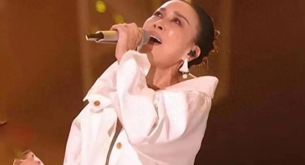 预售惨淡，人气暴跌！这一次，谁也救不了“狂妄自大”的那英