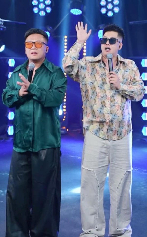 回归直播人气爆棚！四川芬达不服起诉，正式向杨坤宣战