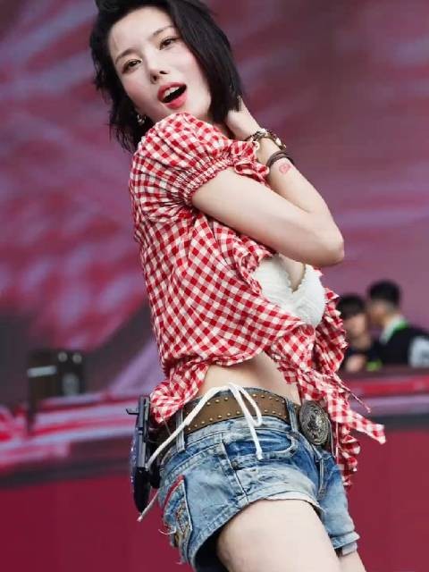 权恩妃肤白貌美极品身材这也太好看了吧