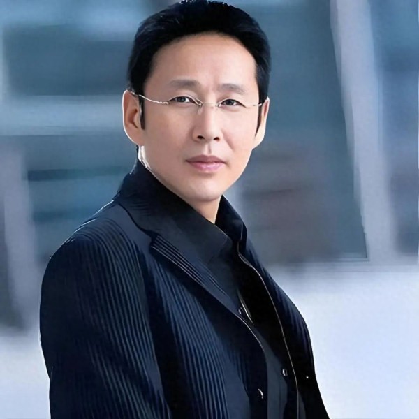 陈道明藏了40年的女儿陈格曝光，她低调如素人，如今成为父亲骄傲