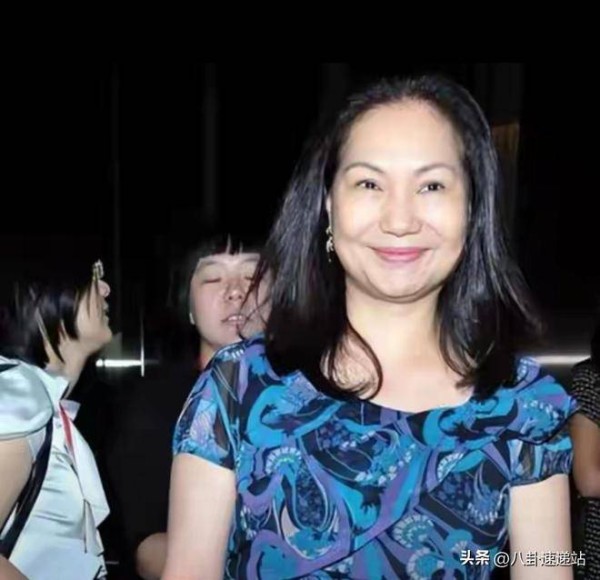 同样是办葬礼，看了杨家人的火速行动，就知道S家挨骂一点都不冤