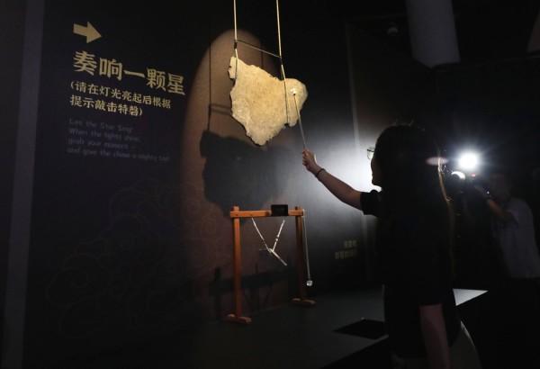 “大器星成”陨石文化展在上海举行