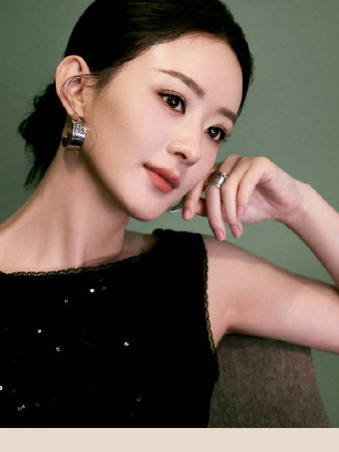 赵丽颖这次的造型很棒，妥妥的公主范儿