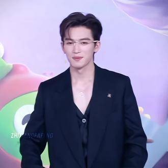 王星越简直是霸总的不二人选