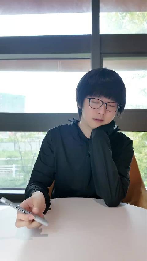 小均你这套衣服究竟拍了多少条短视频