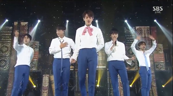 九年前的今天(160724),BEAST 带来的现场舞台