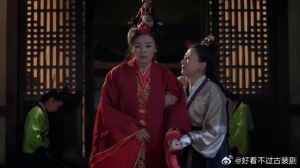 王后自作自受害了儿子，谁料芈月找到解药救了嬴荡和葵姑
