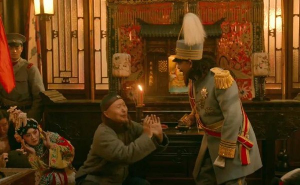 陈佩斯电影《戏台》原来人生如戏，权力能随意修改剧本！戏台方寸地，权力一炉香