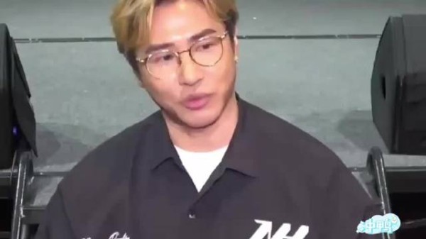 欧弟再婚不到1年分居，邻居曝因打鼾多疑致关系恶化