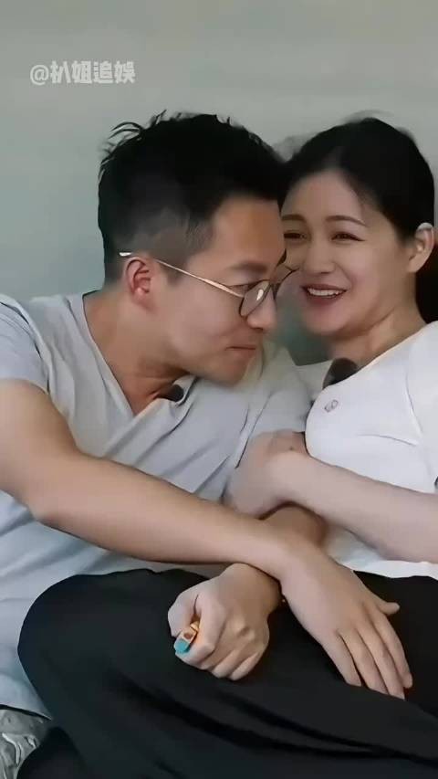 汪小菲具俊晔同为大S所爱,真爱归属引关注