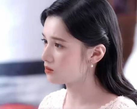 公主哭起来纯娇滴滴的小白花,完完全全是向老公撒娇的感觉,泰可爱了