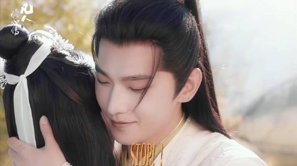 南宫婉法力尽失引热议,韩立墨彩环CP感获赞