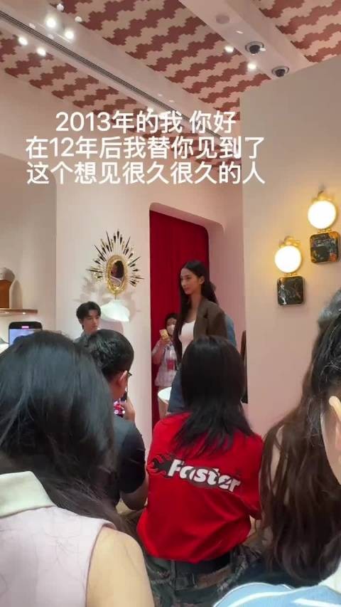 王俊凯:只要不对视绯闻就找不上我