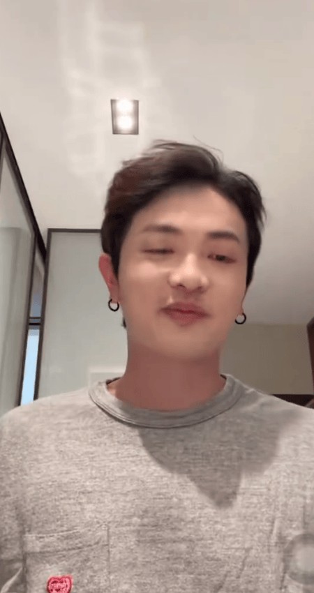 颜人中直播否认网传恋情