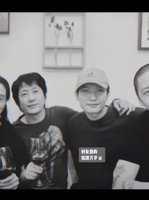 郑钧帮唱陈楚生！会不会唱《赤裸裸》呢！