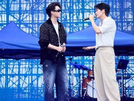 向全世界安利 仲夏夜 徐滨张炯敏