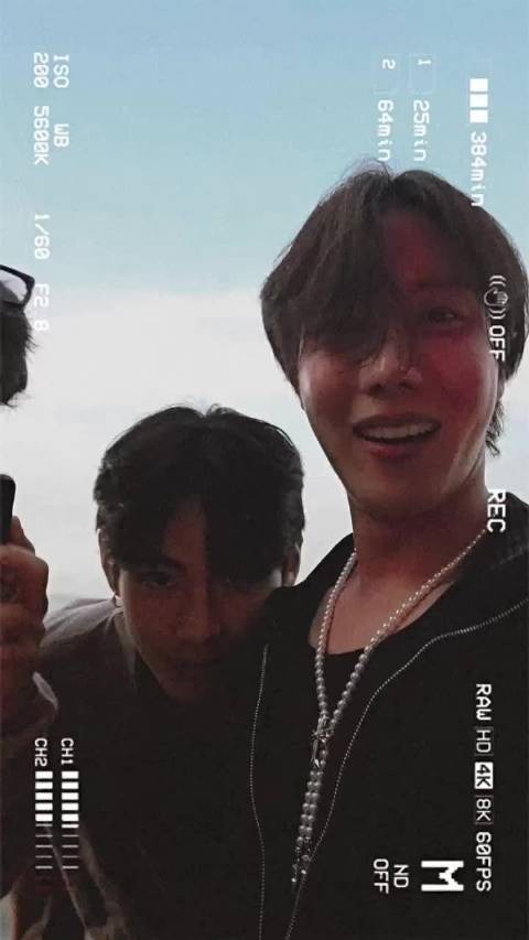 j-hope INS Story更新金泰亨相关 泰亨儿侬木耶啵！
