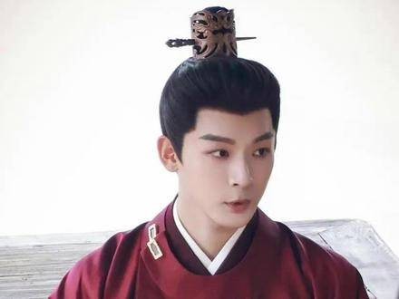 张晚意《柳舟记》婚服造型上线,心跳加速梦回《长相思》,女主携手王楚然
