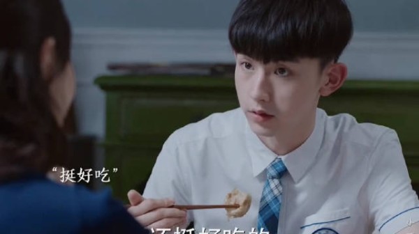 上一秒还是冤家 下一秒变成好闺蜜 少年派赵今麦郭俊辰王玉雯闫妮张嘉译