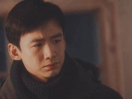 汪新的哭戏如同断了线的珍珠，“男儿有泪不轻弹 只是未到伤心处”