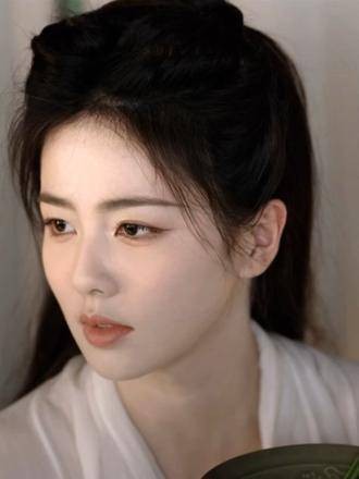 白鹿李佩仪演绎名场面,微表情演技获赞