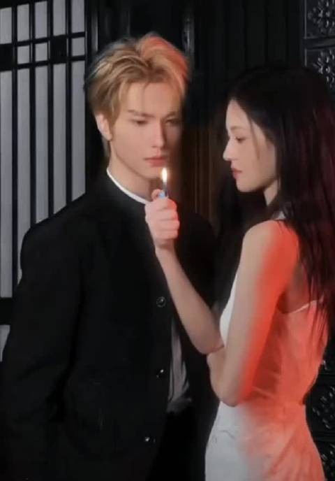 额滴娘啊…沈羽洁穿旗袍氛围感好绝!既温婉又清冷