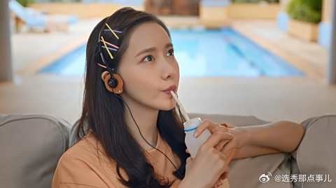 林允儿托好闺蜜孙骁骁向中国粉丝带话:我很想念你们