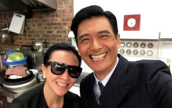 刘嘉玲与周润发曾经合照。