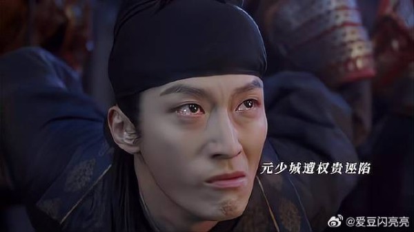 亲眼看着自己的亲人和朋友被欺负致亖却无能为力