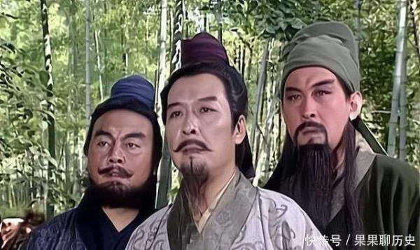 单就演义来评选武圣，你觉得谁能上位？关羽不行，应该是赵云