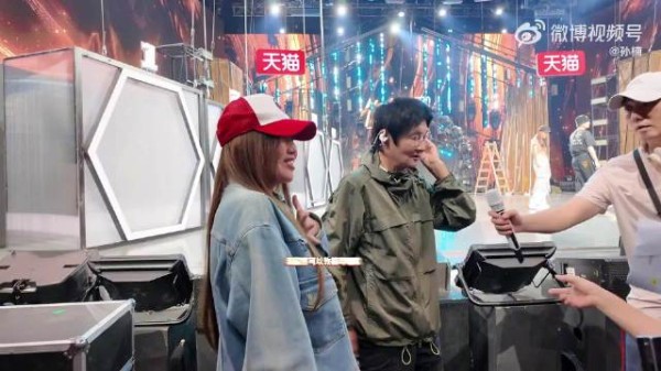 孙楠发的hi6花絮vlog，其他人都没打码，就把田栩宁打码了