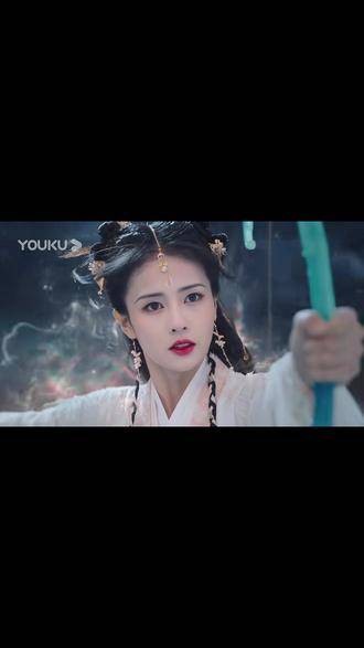 二代魔神黎苏苏,两人的镜头表现力堪称惊艳