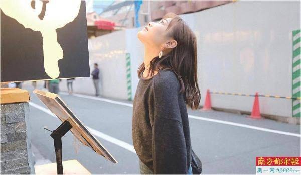 李停谈《水在岛中央》:我觉得它好读、简洁、真诚
