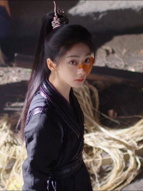 为了给好闺蜜出气,直接放大招瞬间击败两人 来围观精彩时刻