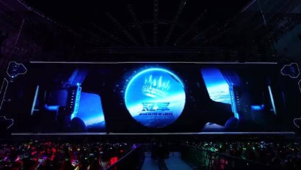 时代少年团上海加冠礼合体舞台引全场沸腾
