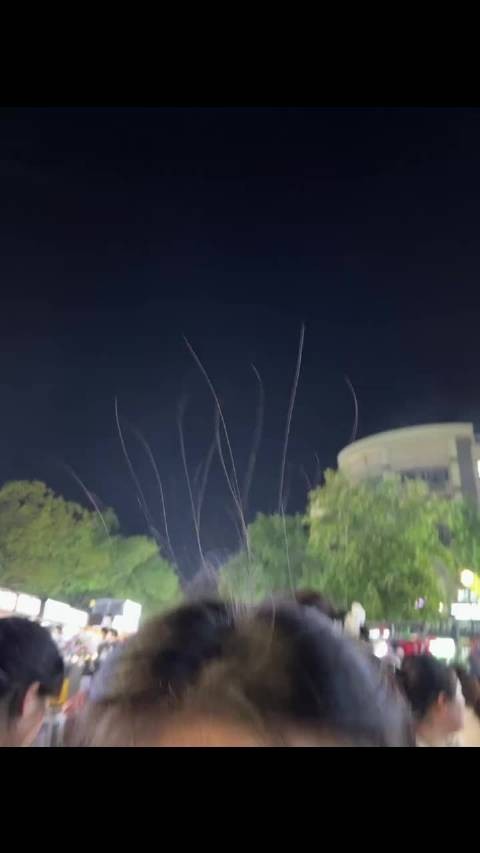 这是怎么回事?