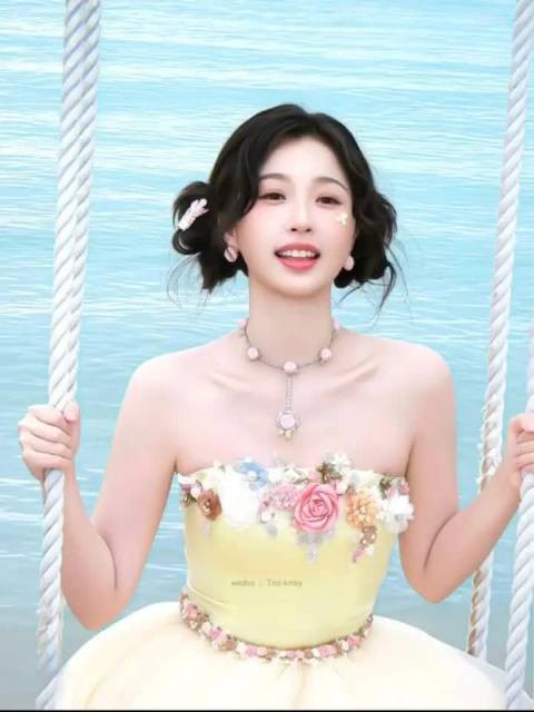 如此美萌的虞书欣谁不爱 季节轮换,总有新的事情值得期待