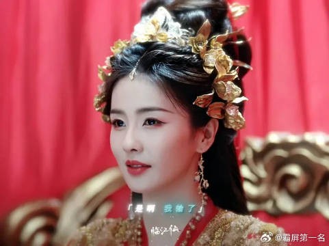 打不过是阿月的保护色，不会有人真信了吧？
