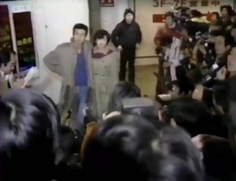 山口百惠和三浦友和结婚不久之后的一段采访,青春貌美,太养眼!