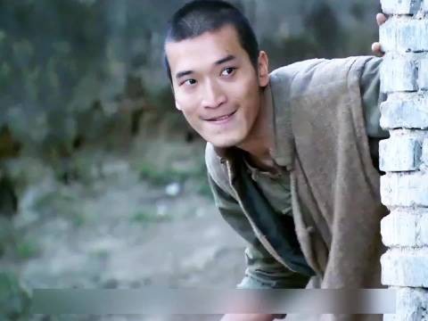 为了吃上一顿饺子，神投手却炸毁伪军整个炮楼火力点