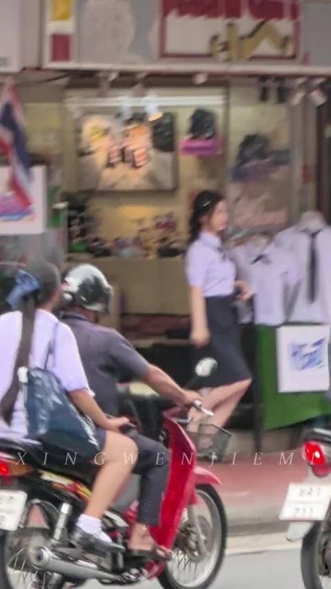 虞书欣Mike泰国团综校服路透曝光