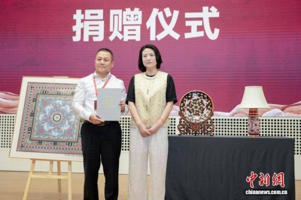 常沙娜作品捐赠仪式在苏州博物馆举行