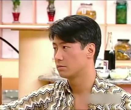 蔡生节目谈敏感话题引热议,价值观差异成焦点