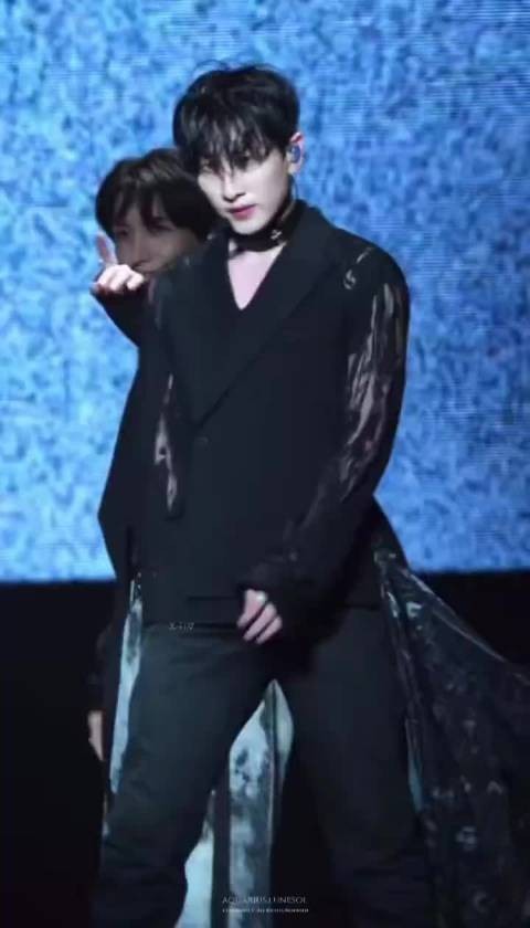 李赫宰 帅晕了 Cr:Aquarius.lunesol