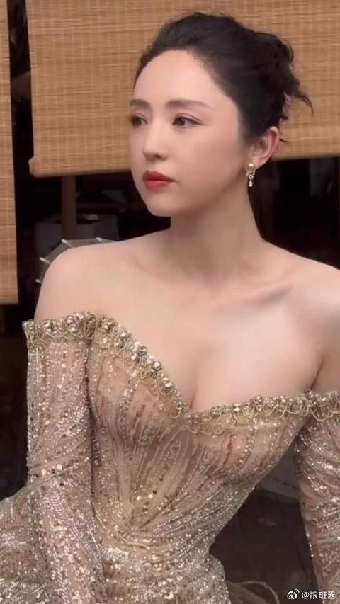 果然岁月从不败美人！