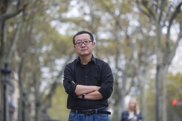 山西作家刘慈欣在《人民日报》撰文